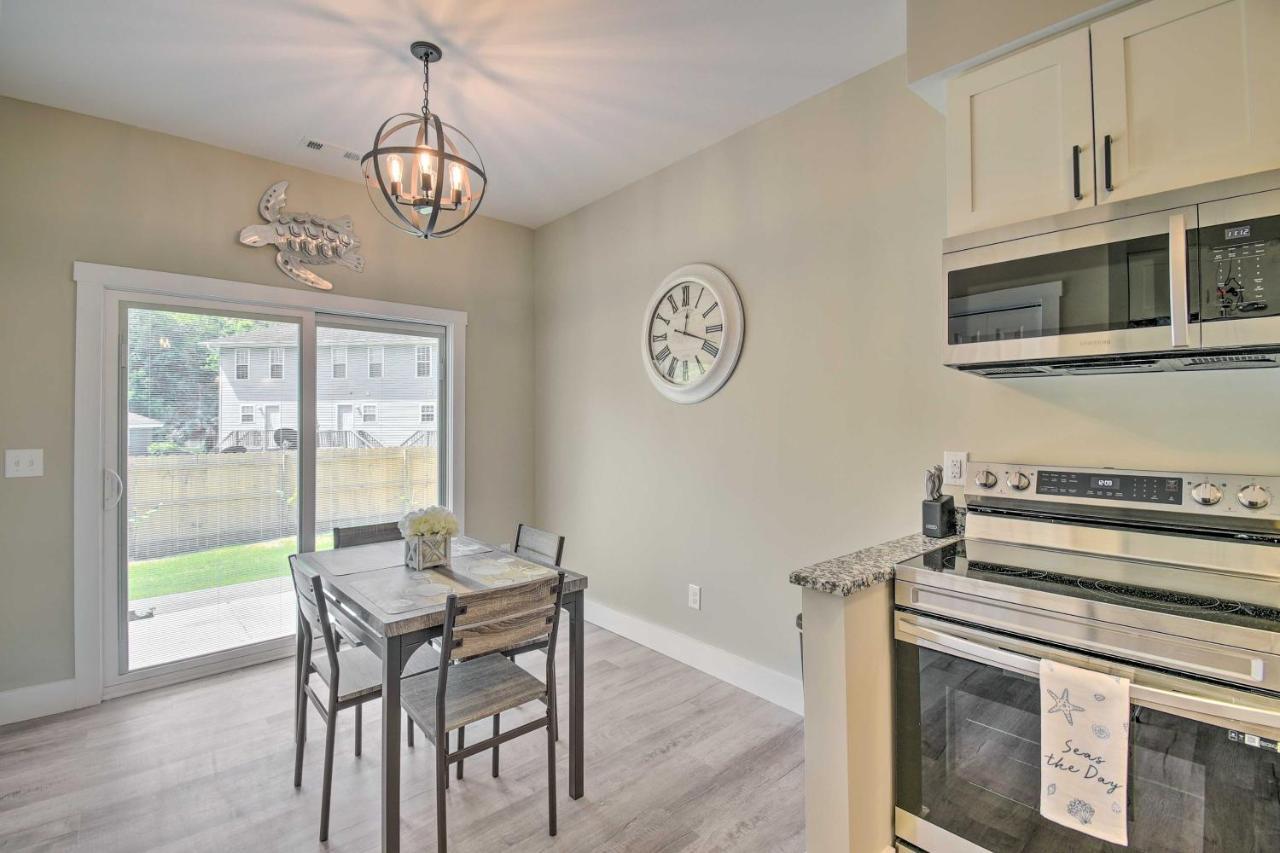 Ocean Isle Beach Home With Shared Lanai And Grill Eksteriør billede